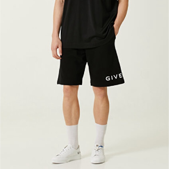GIVENCHY Bermuda Sweat Shorts - Picture 4 of 12